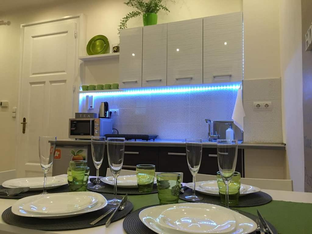 Leo Apartment Obchodna - Family Bratislava Exterior photo