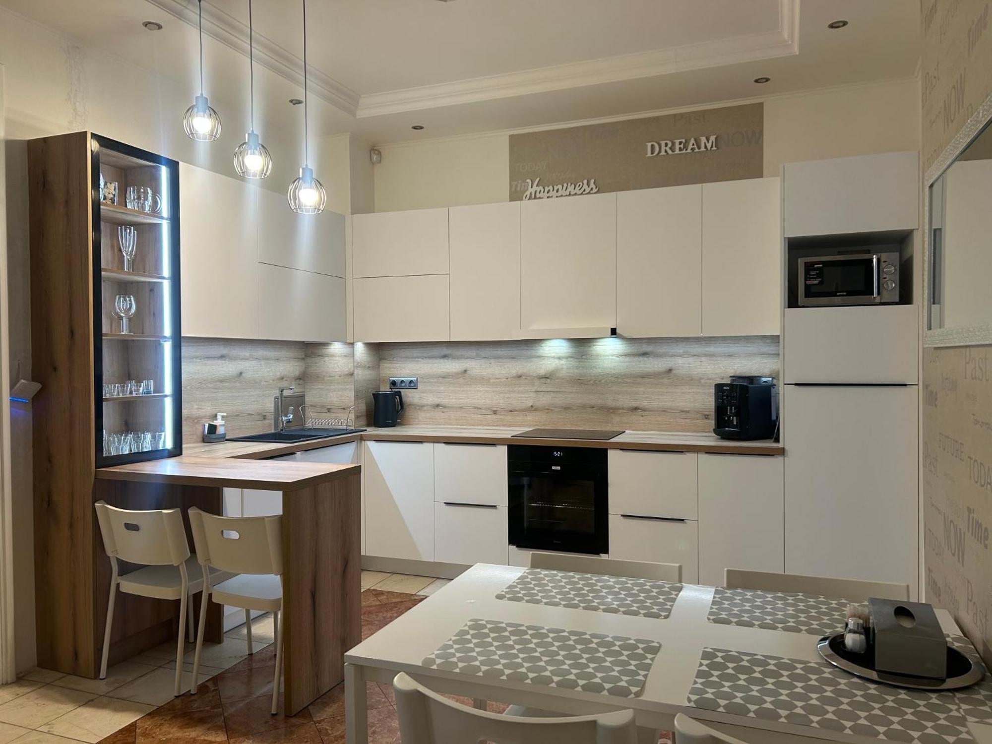 Leo Apartment Obchodna - Family Bratislava Exterior photo